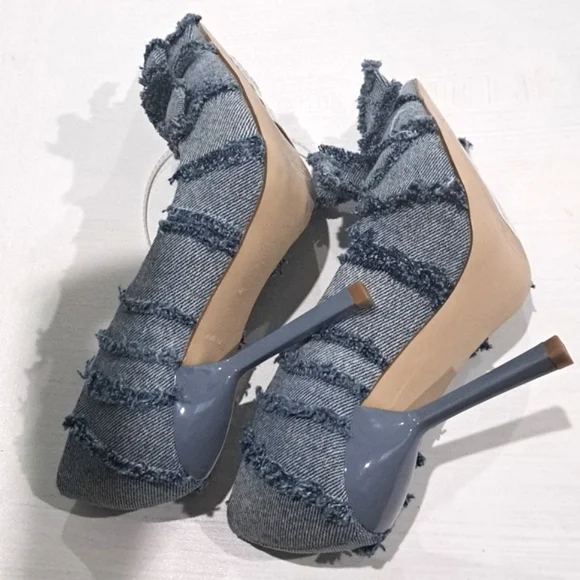 Steve Madden Barb Frayed Denim Point Toe Bow Pump - Picture 5 of 5
